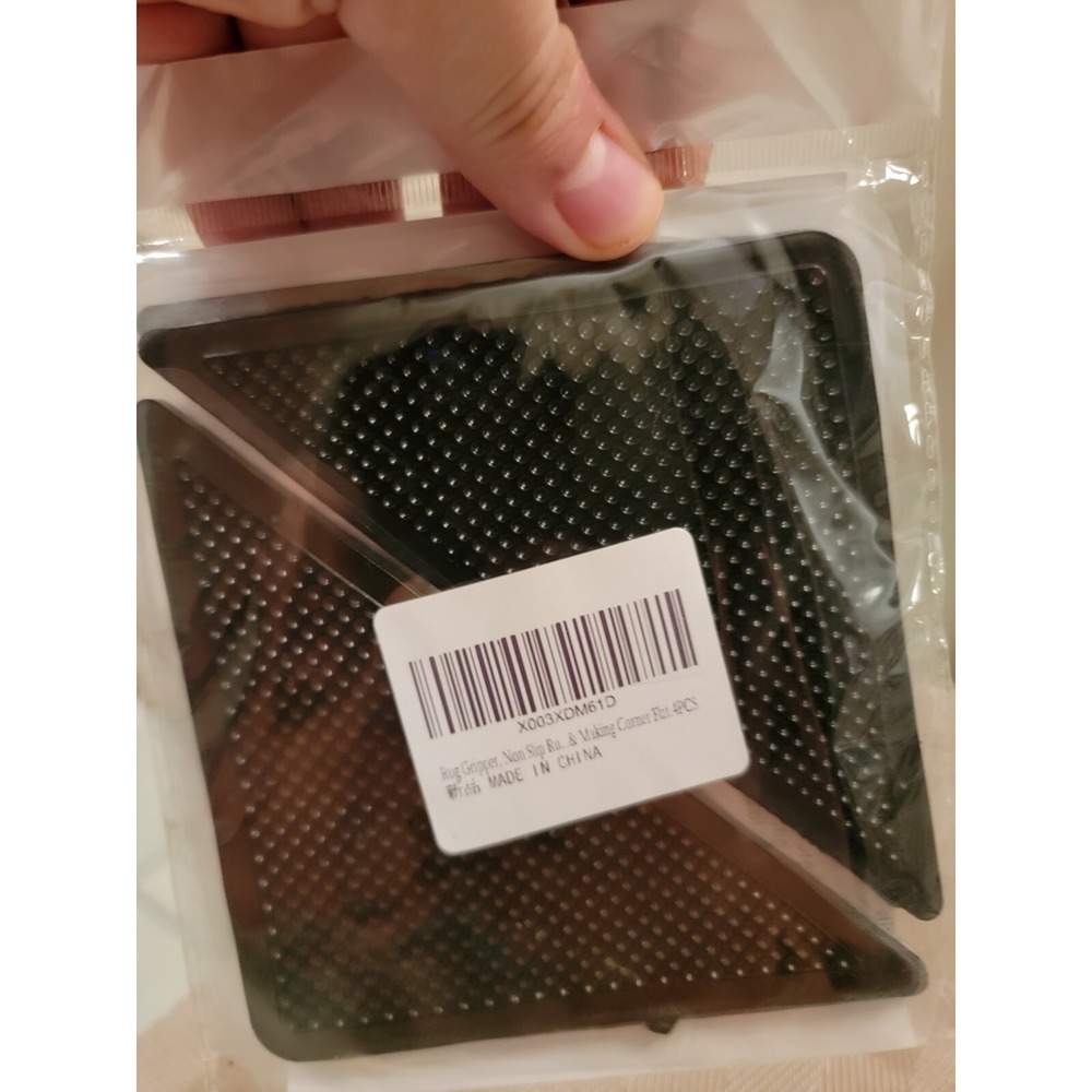 The Amazing Reusable Rug‎ Grippers-Black 4pcs